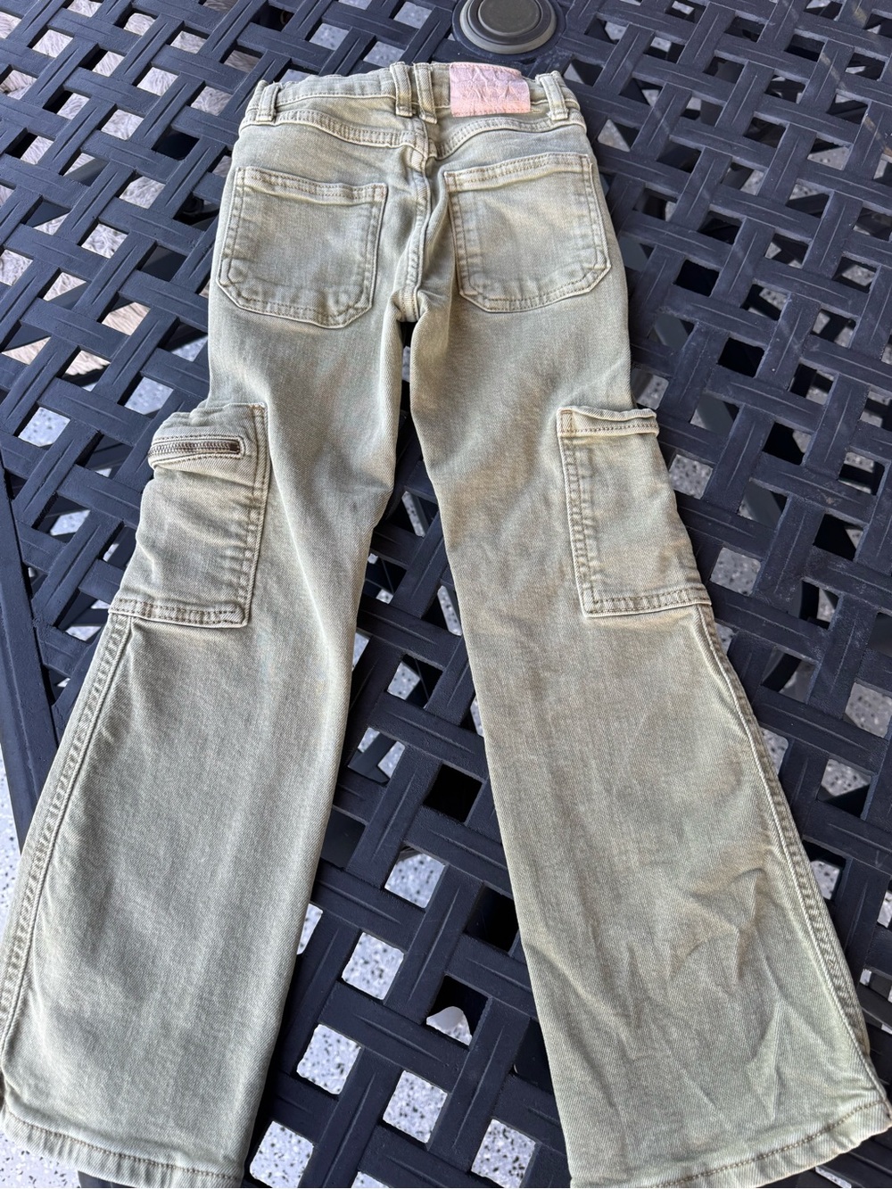 Zara Girls Olive Green Cargo Jeans - Classic Utility Style - Size 7 Kids - Picture 5 of 11
